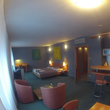 Apartament Studio 58 *