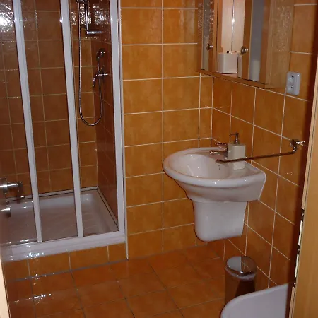 Apartament Studio 58 *